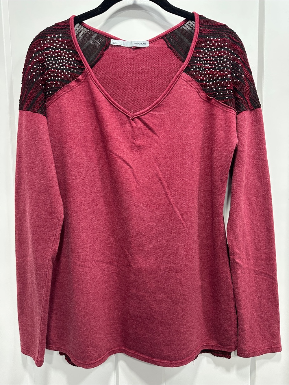 Maurices V-Neck Long Sleeve Top - Size Medium